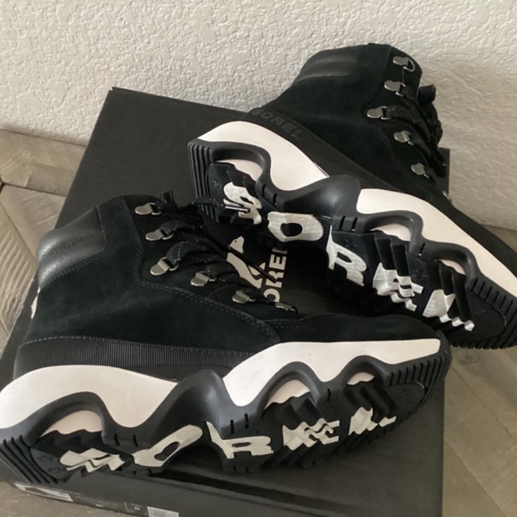 SOREL Women's Kinetic Impact Conquest Waterproof Booties, size 8 - Picture 8 of 8